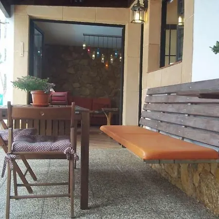 Sleeps 8 Pool Wifi Villa