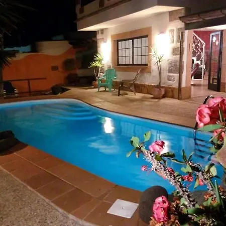 Sleeps 8 Pool Wifi *