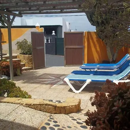 Sleeps 8 Pool Wifi Tahiche