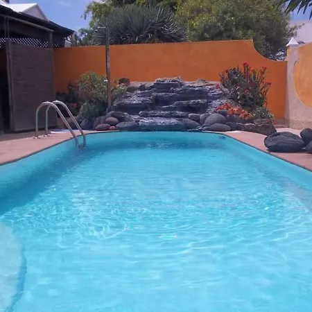 Sleeps 8 Pool Wifi Villa Tahiche