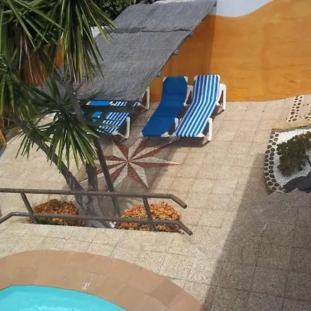 Sleeps 8 Pool Wifi * Tahiche